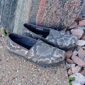 Toms Alpargata Snakeskin Print Classic Slip On Flats Shoes Womens Sz 7